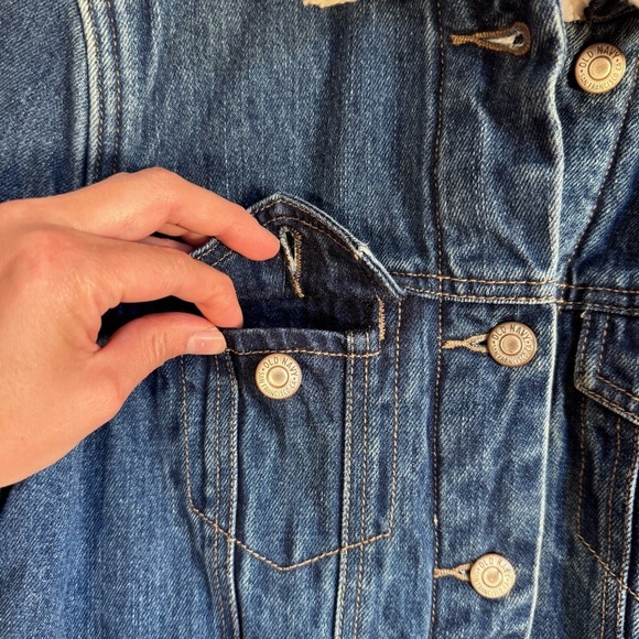 Old Navy Denim Jacket with Cream Sherpa Collar/ Interior 100% Cotton Size XS - Picture 13 of 13